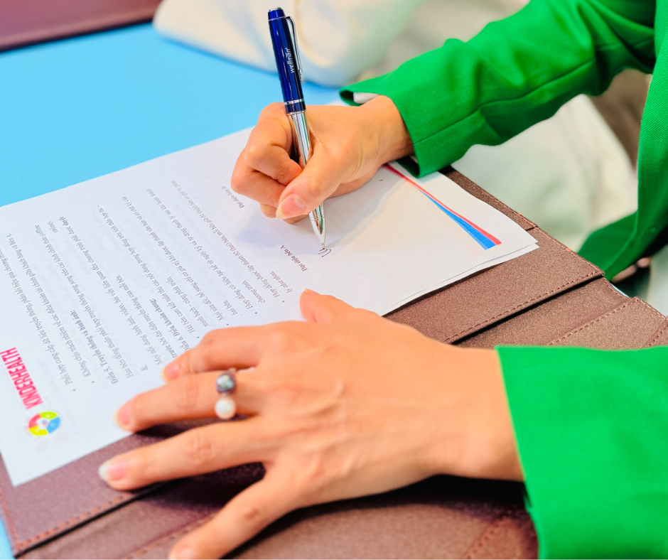 Thiet ke chua co ten 36