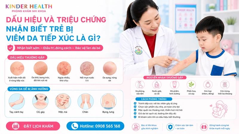 Bác sĩ kiểm tra vùng da bị viêm da tiếp xúc trên tay bé trai và hướng dẫn phụ huynh nhận biết các dấu hiệu dị ứng da thường gặp ở trẻ em